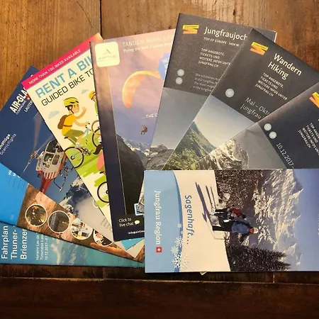 Modern Comfy Queen Bed Fast Wifi 펜션