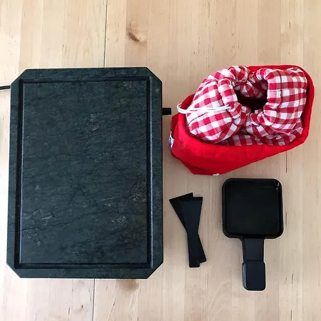 度假居 Modern Comfy Queen Bed Fast Wifi