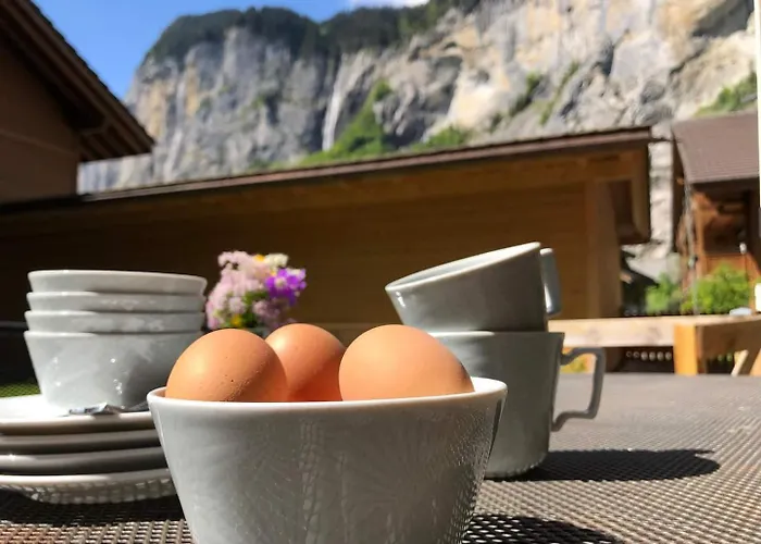 Terrace With View-Cozy Retreat-Free Parking Lauterbrunnen