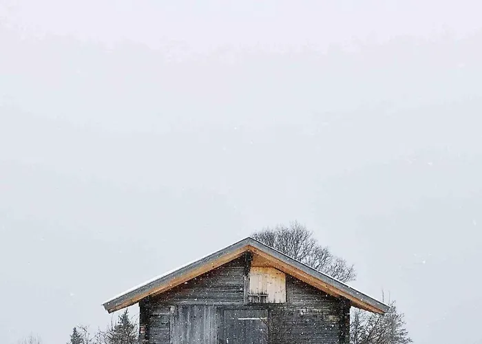 בית נופש Terrace With View-Cozy Retreat-Free Parking לוטרברונן