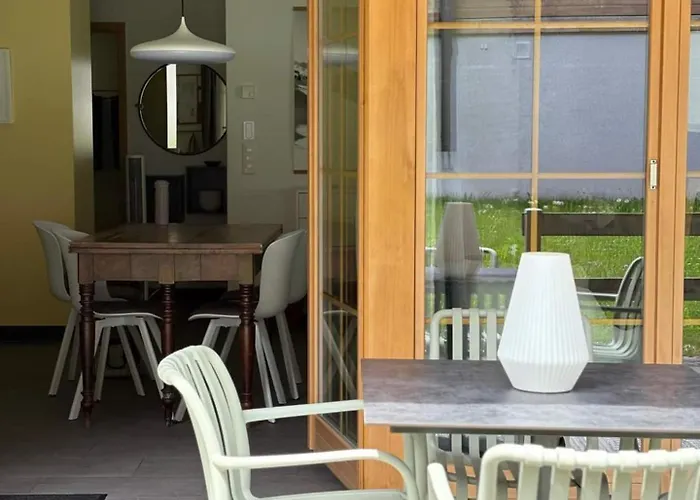 בית נופש Terrace With View-Cozy Retreat-Free Parking