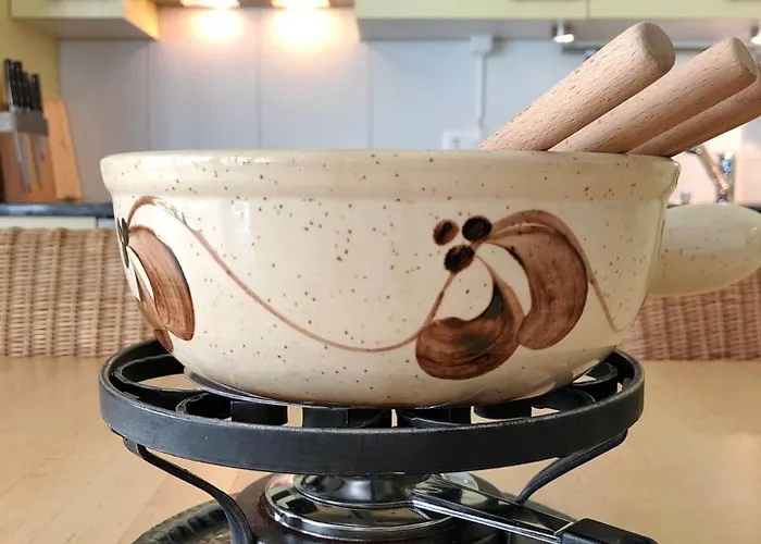 בית נופש Terrace With View-Cozy Retreat-Free Parking לוטרברונן