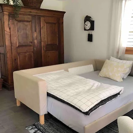 Modern Comfy Queen Bed Fast Wifi Nyaraló